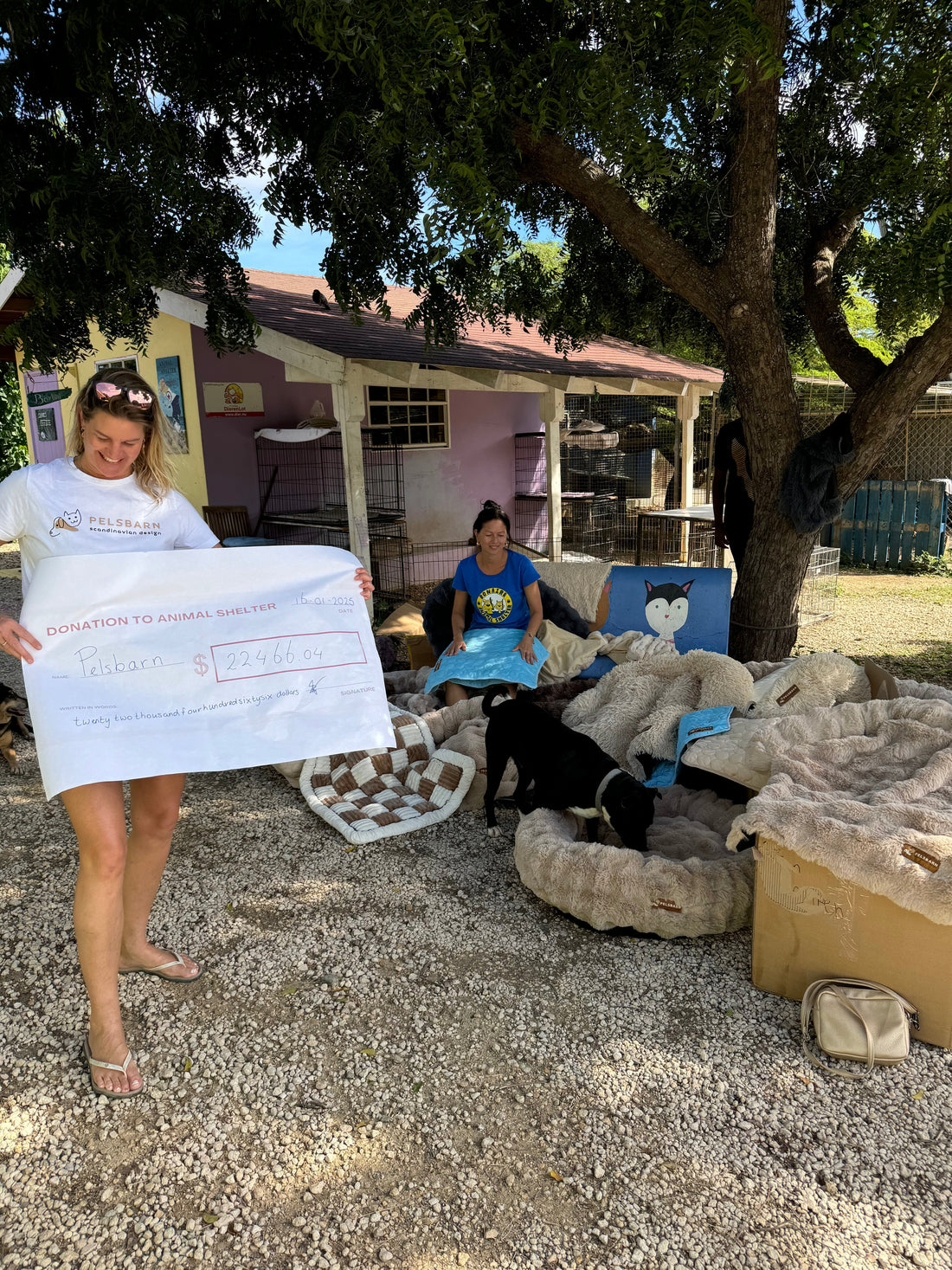 How Pelsbarn Gives Back Each Holiday