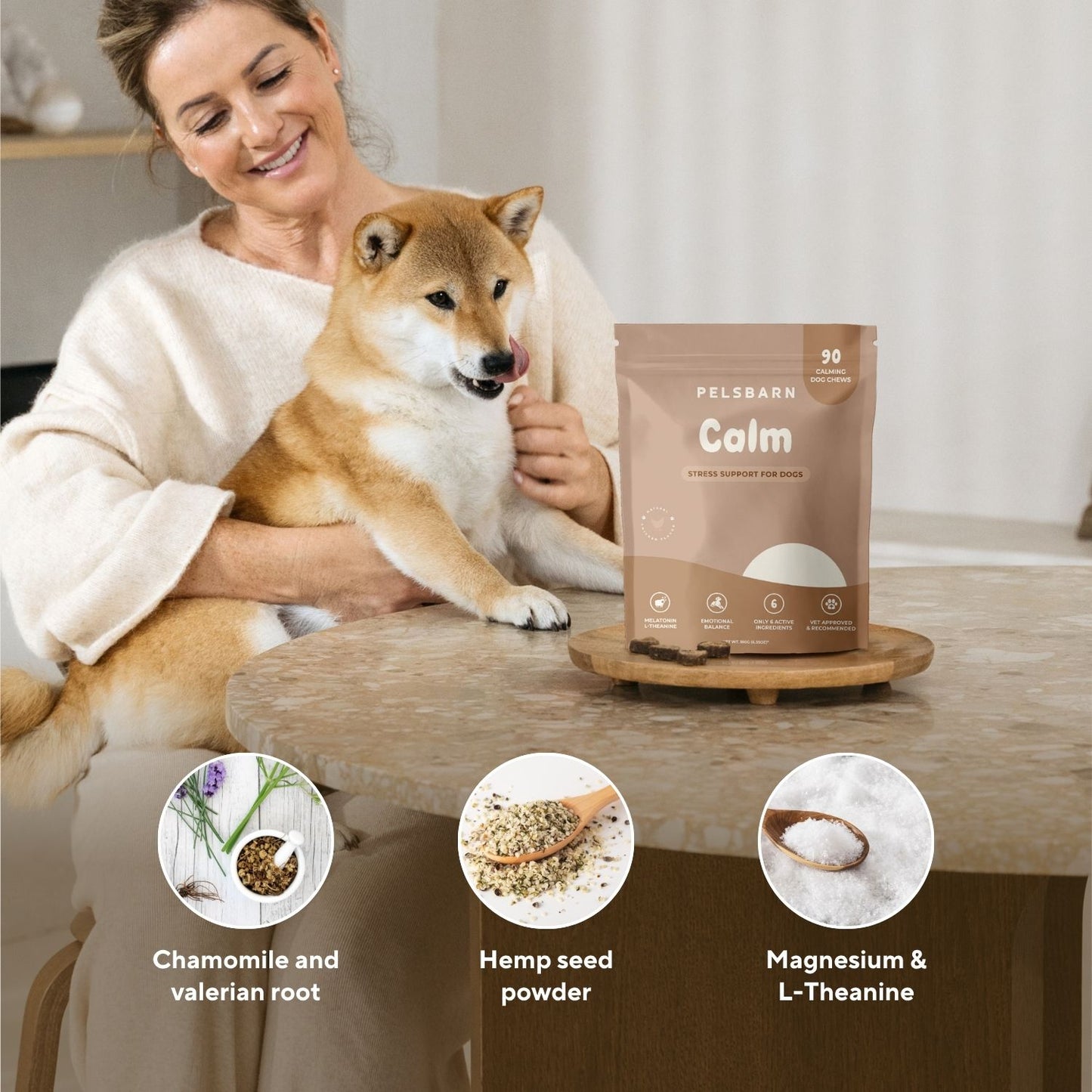Luxurious Car Bed + Free Calming Chews