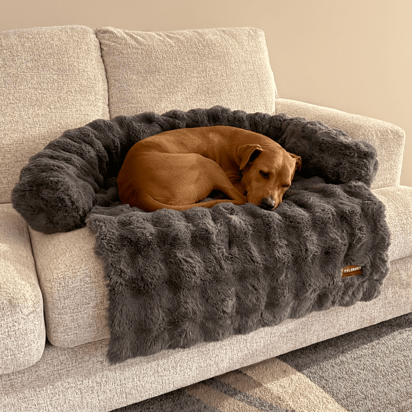 NEW: Luxurious Cozy Pelsbarn Sofa Bed